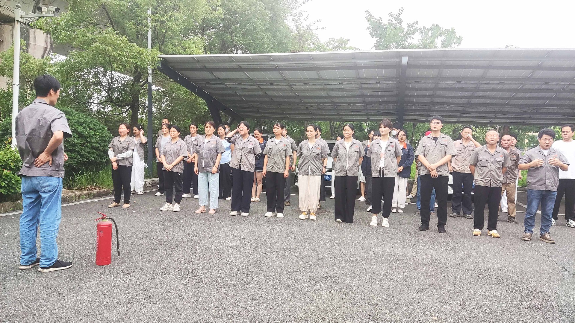 消防安全无小事，深抓不懈勤学习